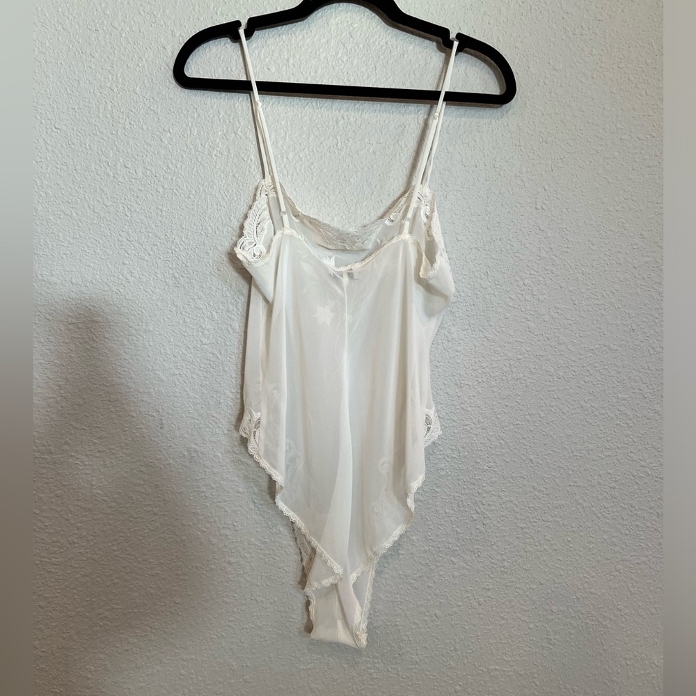 Nature sheer off-white teddy floral embroidery size medium - Picture 2 of 4